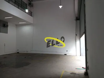 Galpão / Depósito / Armazém para alugar, 232m² no Jardim Fontana, Cotia