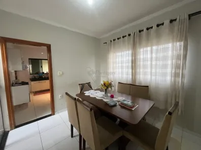 Casa com 3 Quartos para alugar, 162m² no Parque Residencial Santa Eulália, Limeira
