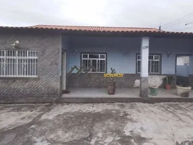 Casa com 4 Quartos à venda, 180m² no Vila Capri, Araruama