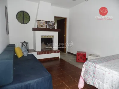 Fazenda / Sítio / Chácara com 5 Quartos para venda ou aluguel, 750m² no , Mairinque