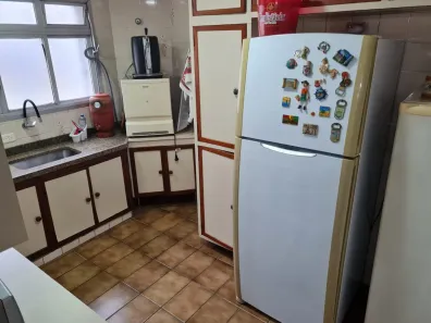 Cobertura com 4 Quartos para alugar, 180m² no Enseada, Guarujá