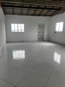 Sobrado com 5 Quartos para alugar, 250m² no , Marituba
