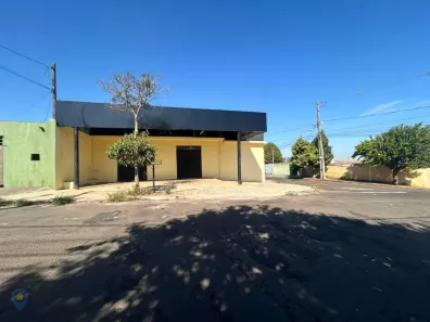 Galpão / Depósito / Armazém para alugar, 150m² no Conjunto Habitacional Collor de Melo, Cambé