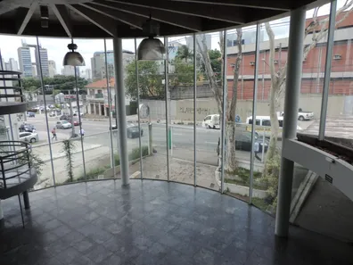 Prédio Inteiro para alugar, 909m² no Morumbi, São Paulo