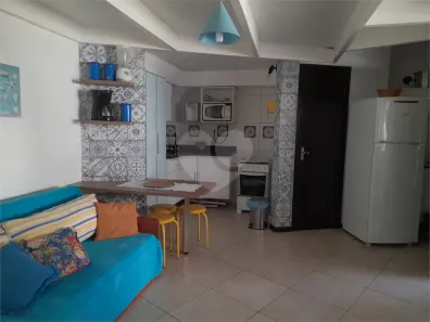 Casa de Vila com 1 Quarto à venda, 60m² no Itacimirim (Monte Gordo), Camaçari