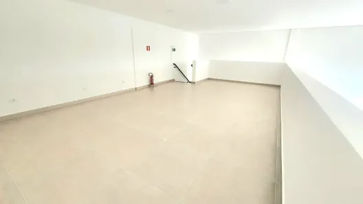 Loja / Salão / Ponto Comercial para alugar, 160m² no Jardim do Café, Cambé