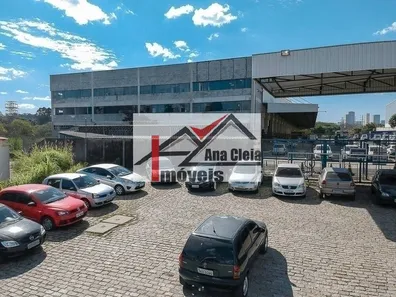 Galpão / Depósito / Armazém à venda, 700m² no Vila Sul Americana, Carapicuíba