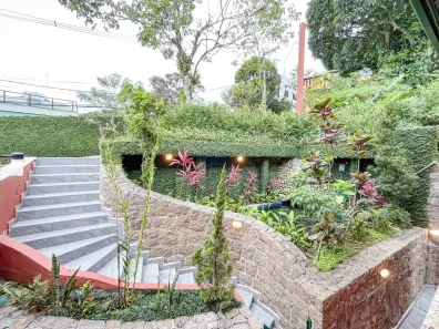 Casa de Condomínio com 6 Quartos para alugar, 704m² no Marapé, Santos