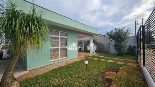 Casa com 3 Quartos para venda ou aluguel, 129m² no Califórnia, Londrina