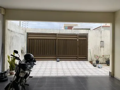 Casa com 4 Quartos à venda, 191m² no Grageru, Aracaju