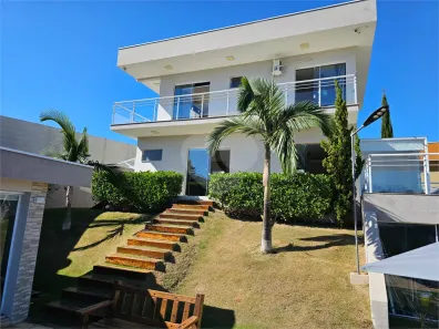 Casa de Condomínio com 3 Quartos à venda, 277m² no Centro, Igaratá