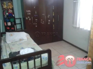 Casa com 3 Quartos à venda, 142m² no Cidade Jardim, Jacareí