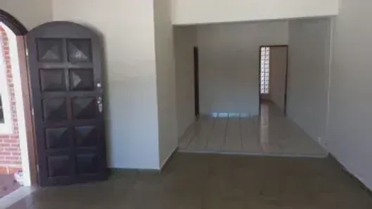 Casa com 2 Quartos para alugar, 100m² no Jardim Flórida, Jacareí