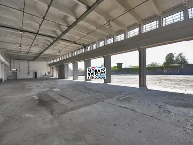 Prédio Inteiro para alugar, 1371m² no Jaguaré, São Paulo