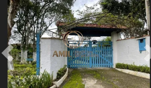 Fazenda / Sítio / Chácara com 4 Quartos para venda ou aluguel, 208m² no Chácaras Rurais Guararema, Jacareí