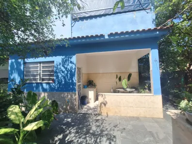 Casa com 2 Quartos para alugar, 80m² no Heliópolis, Belford Roxo
