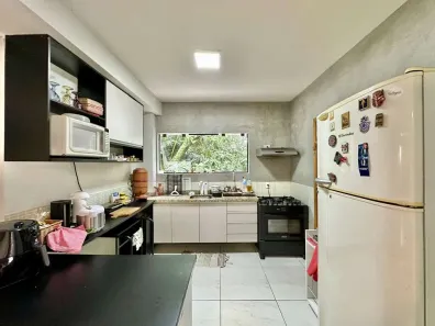 Casa de Vila com 3 Quartos à venda, 124m² no Jardim Ana Estela, Carapicuíba