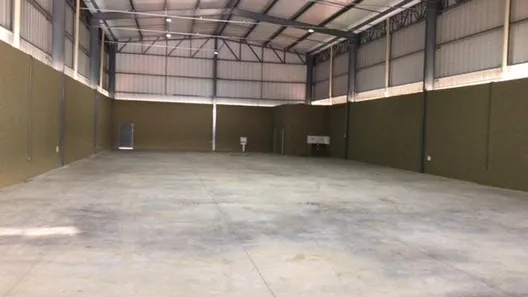 Galpão / Depósito / Armazém com 3 Quartos para alugar, 650m² no Água Quente, Taubaté