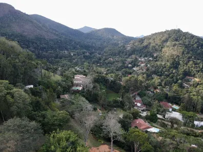Terreno / Lote / Condomínio à venda, 3200m² no Bonsucesso, Petrópolis