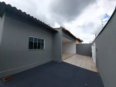 Casa com 3 Quartos à venda, 200m² no , Abadia de Goiás