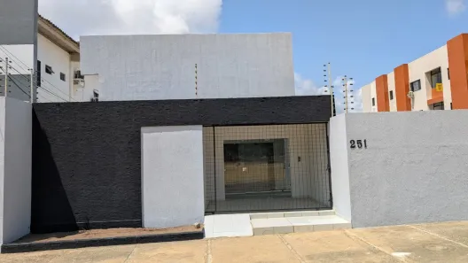 Galpão / Depósito / Armazém à venda, 800m² no Ipês, João Pessoa
