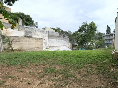 Terreno / Lote / Condomínio à venda, 450m² no Sumaré, São Paulo