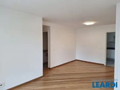 Apartamento com 3 Quartos para alugar, 100m² no Pinheiros, São Paulo