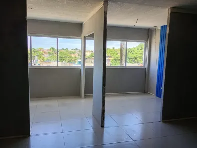 Loja / Salão / Ponto Comercial com 4 Quartos para alugar, 700m² no Ouro Preto, Olinda