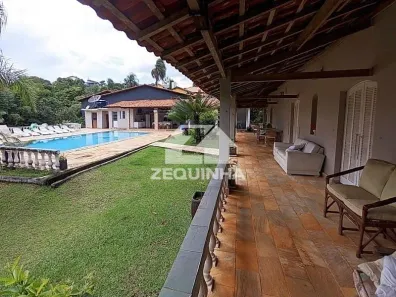 Fazenda / Sítio / Chácara com 4 Quartos à venda, 350m² no Centro, Mairinque