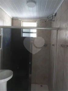 Casa de Vila com 2 Quartos para alugar, 80m² no km 18, Osasco