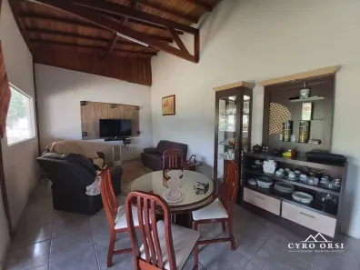 Fazenda / Sítio / Chácara com 3 Quartos à venda, 200m² no Estância Lago Azul (Ártemis), Piracicaba
