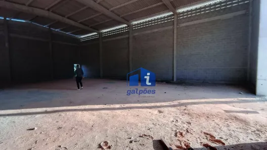 Galpão / Depósito / Armazém para alugar, 720m² no Abc, Moreno