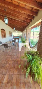 Fazenda / Sítio / Chácara com 4 Quartos à venda, 350m² no , Leópolis