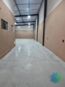 Galpão / Depósito / Armazém para alugar, 160m² no Vila Teixeira, Salto