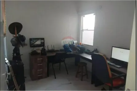 Sobrado com 3 Quartos à venda, 700m² no Parque Laranjeiras, Rio Verde