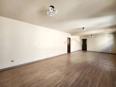 Apartamento com 3 Quartos à venda, 135m² no Centro, Divinópolis