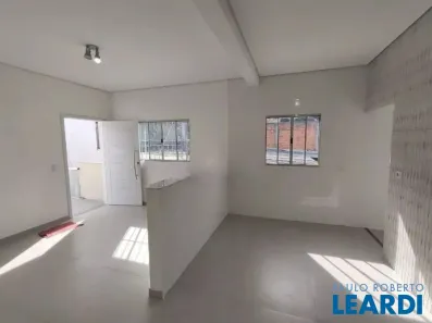 Casa com 2 Quartos para alugar, 70m² no Nagoya Garden, Vargem Grande Paulista