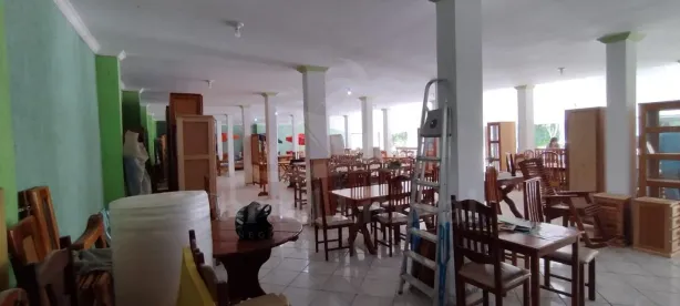 Casa Comercial à venda, 900m² no Sampaio Correia (Sampaio Correia), Saquarema
