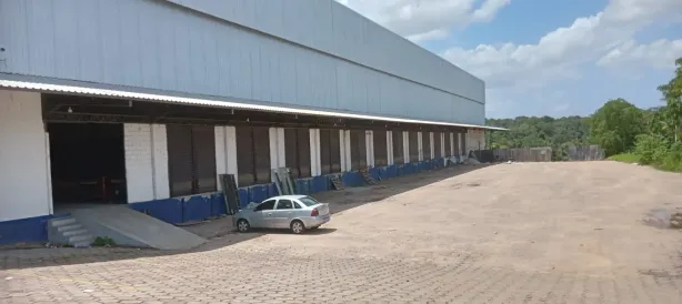 Galpão / Depósito / Armazém para alugar, 2500m² no Tarumã, Manaus