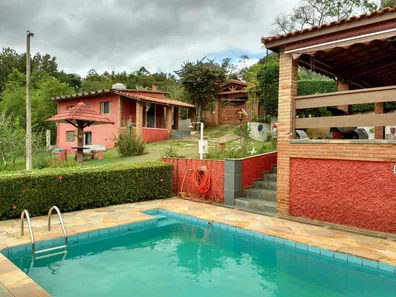 Fazenda / Sítio / Chácara com 4 Quartos à venda, 386m² no , Nazaré Paulista