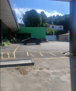 Galpão / Depósito / Armazém à venda, 2700m² no Dona Catarina, São Roque