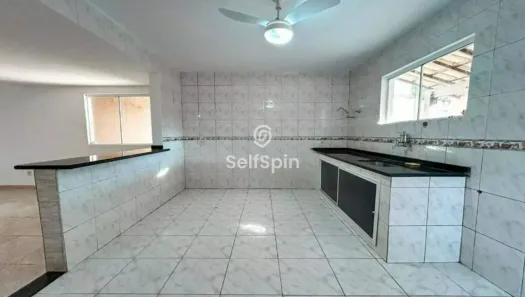 Casa com 2 Quartos para alugar, 75m² no Engenho do Mato, Niterói
