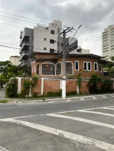 Sobrado com 4 Quartos para venda ou aluguel, 380m² no Enseada, Guarujá
