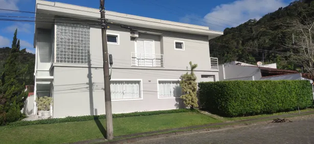 Casa de Condomínio com 4 Quartos para venda ou aluguel, 300m² no Balneario Praia do Perequê, Guarujá