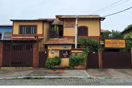 Hotel / Motel / Pousada com 12 Quartos à venda, 450m² no Praia do Foguete, Cabo Frio