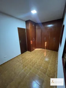Casa com 3 Quartos à venda, 99m² no Marumbi, Londrina