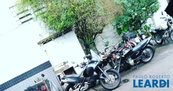 Galpão / Depósito / Armazém à venda, 356m² no Bosque da Saúde, São Paulo