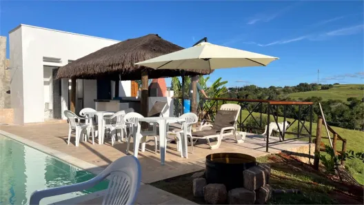 Fazenda / Sítio / Chácara com 3 Quartos à venda, 230m² no Jundiaquara, Araçoiaba da Serra
