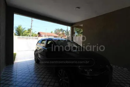 Casa com 3 Quartos à venda, 150m² no Belmira Novaes, Peruíbe