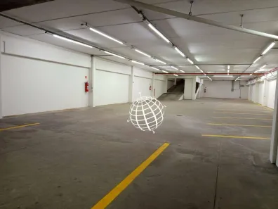 Prédio Inteiro para alugar, 1074m² no Centro, Atibaia